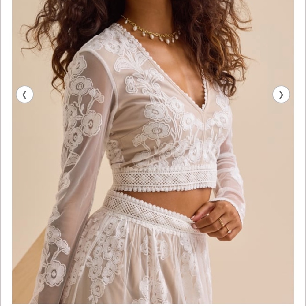 Altar'd State White Lace Long-Sleeve Crop Top - Picture 2 of 4
